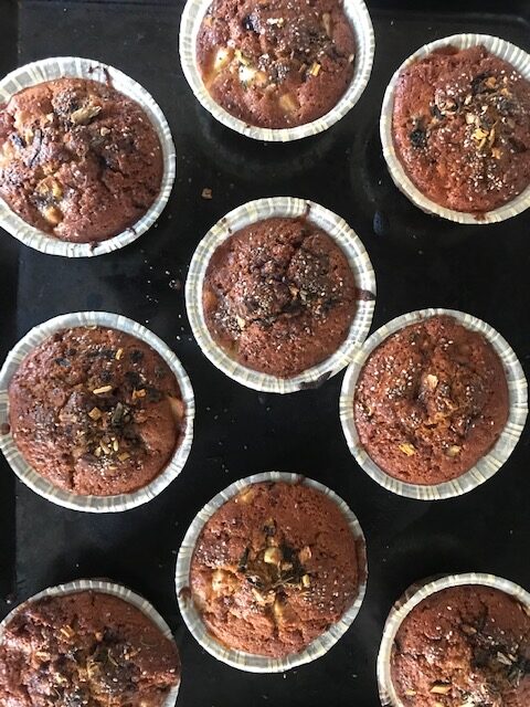 YUMMY APPLE MUFFINS WITH SPELT AND EMPIRIC SKY TEA
