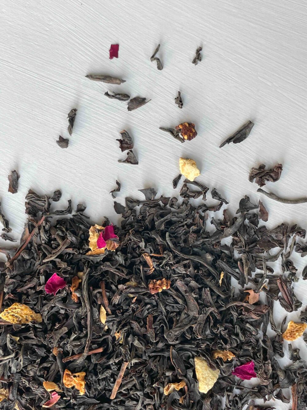 Mild og smagfuld, Nordic Reflection, økologisk sort te med kvæde og appelsin og rose.