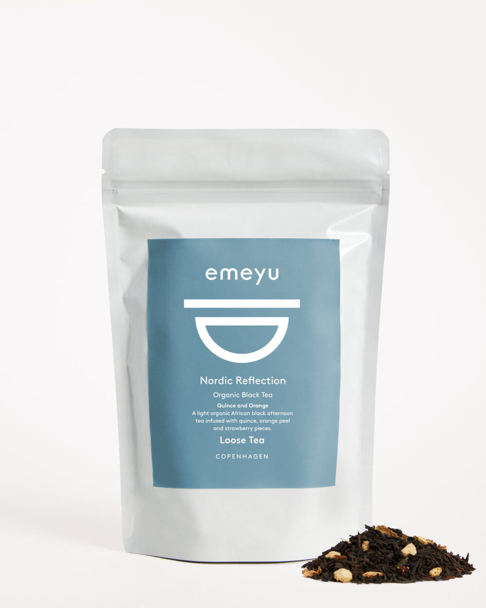 Nordic Reflection organic black tea with quince and orange. 80 g loose tea in a bag.
