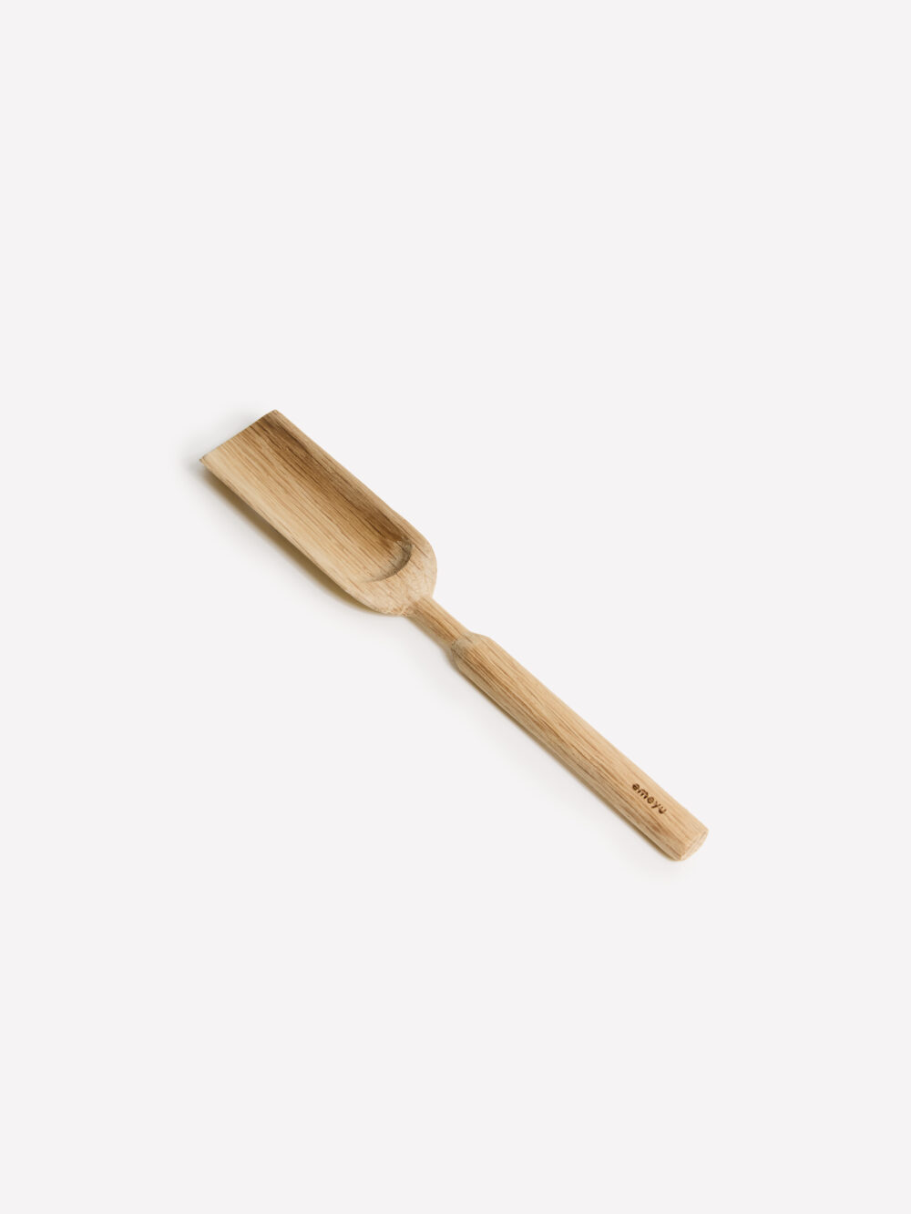 Emeyu tea measuring spoon made of FSC certified oak wood