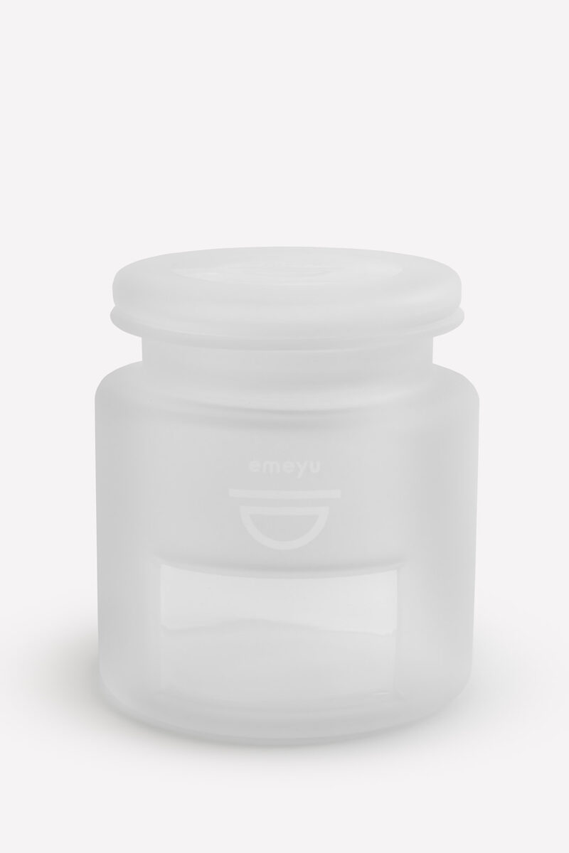 White glass canister for Emeyu teas